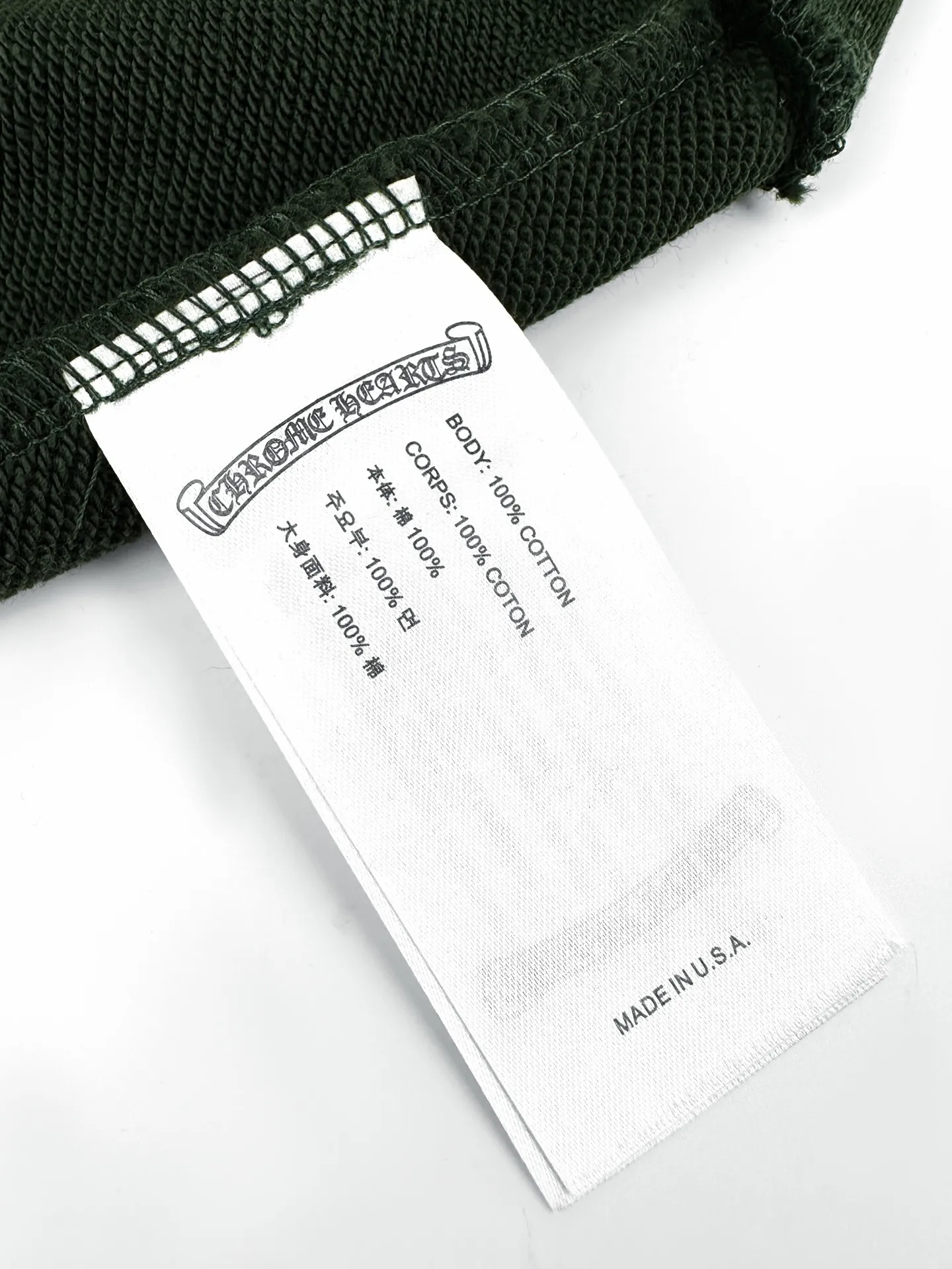 Chrome Hearts ， ， 。 ， ， 。 ， ， Retro 。 ， ， ， ， Retro 。 ， 。 1. ， Chrome Hearts ， ， 。 2 ， ， ， 、 ， 。 ： 1:1 CH 1:1 CH 1:1 CH 1:1 CH ： Size： S M L ： DD 136